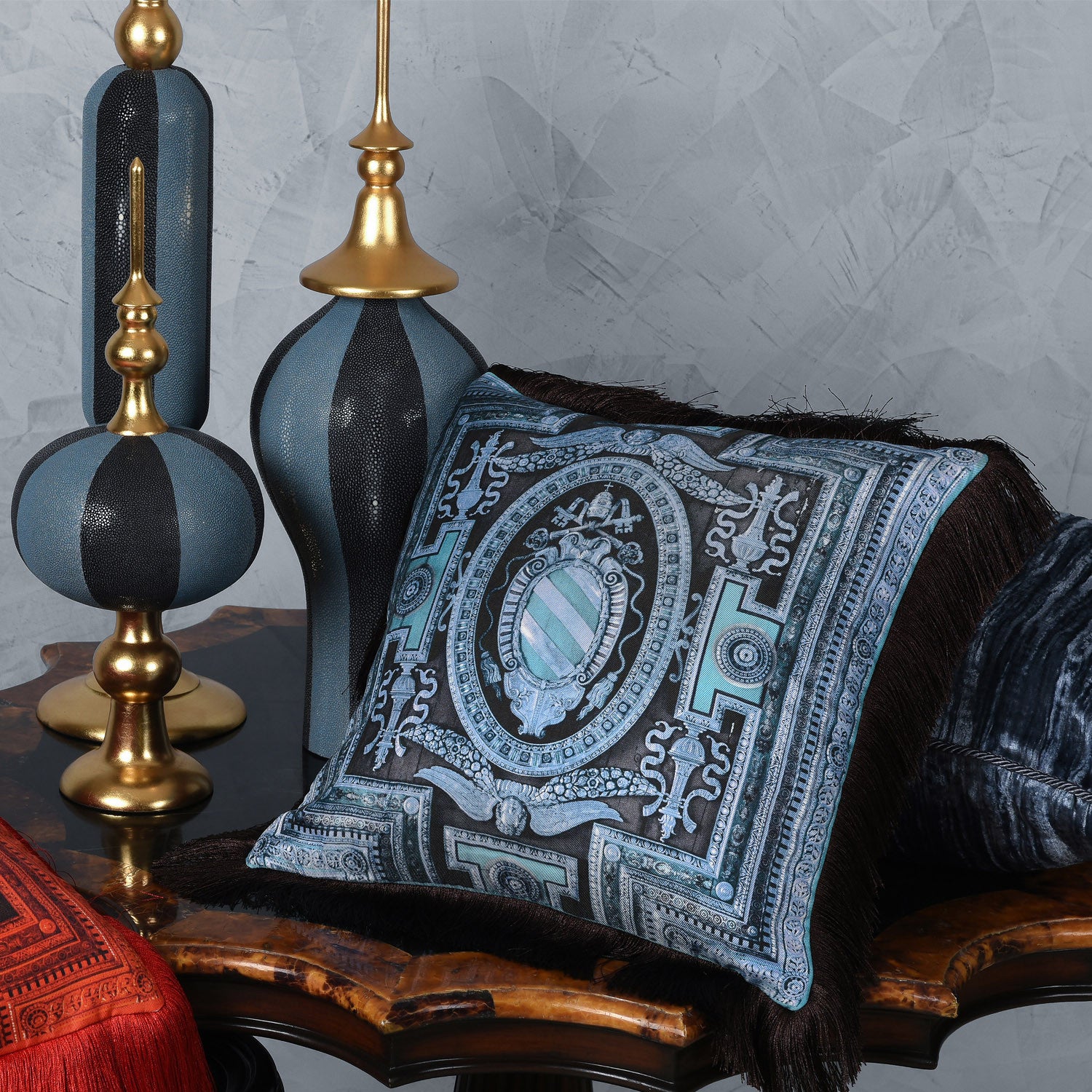 Silk twill and velvet blue fringed cushion - Bivain - 2