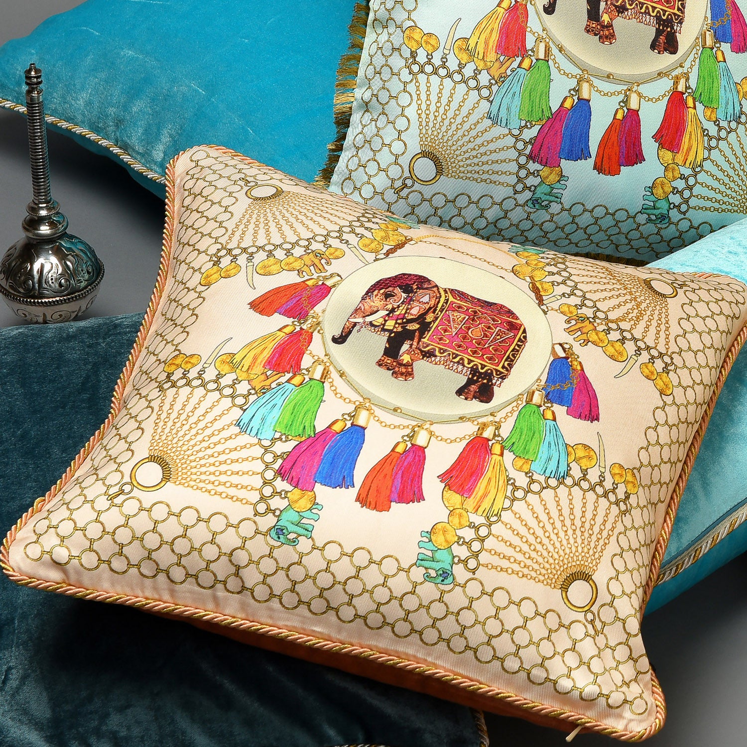 Silk twill and velvet Indian elephant print cushion - Bivain - 2