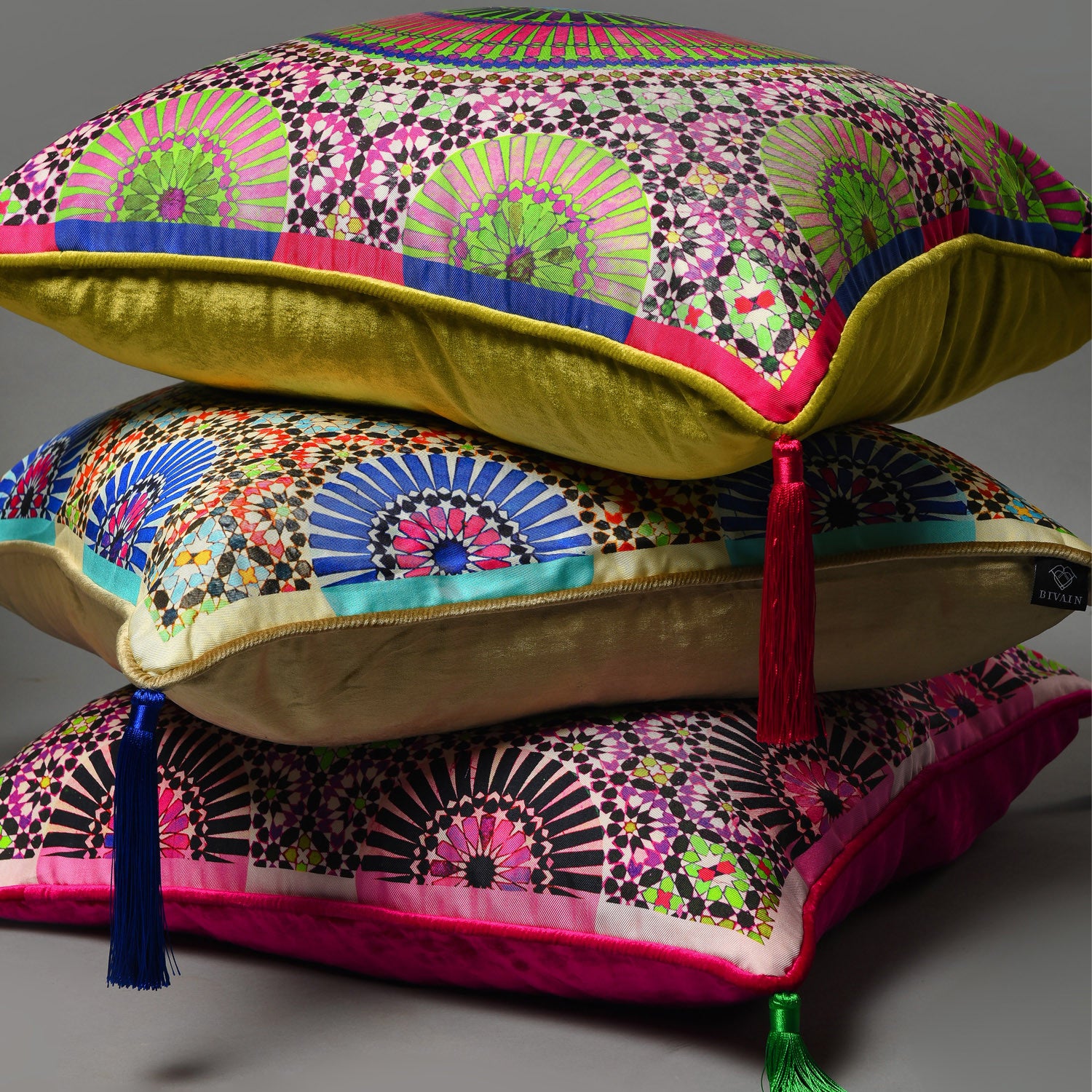 Silk twill and velvet zellige print Moroccan floor cushion - Bivain - 2